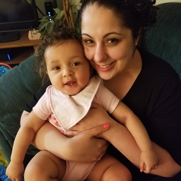 MK, Kat Von D, Carter's, VS, Vera Bradley - Picture 3 of 5